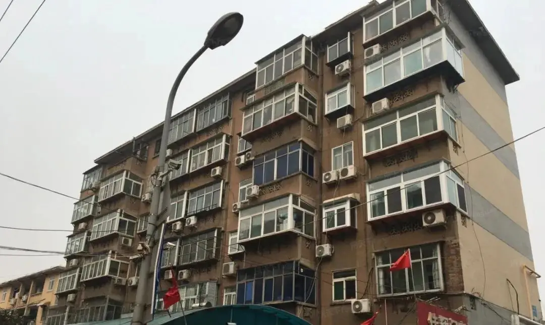 Studi Kasus: Renovasi Penerangan Jalan di Perumahan Baru Pekerja Jinan