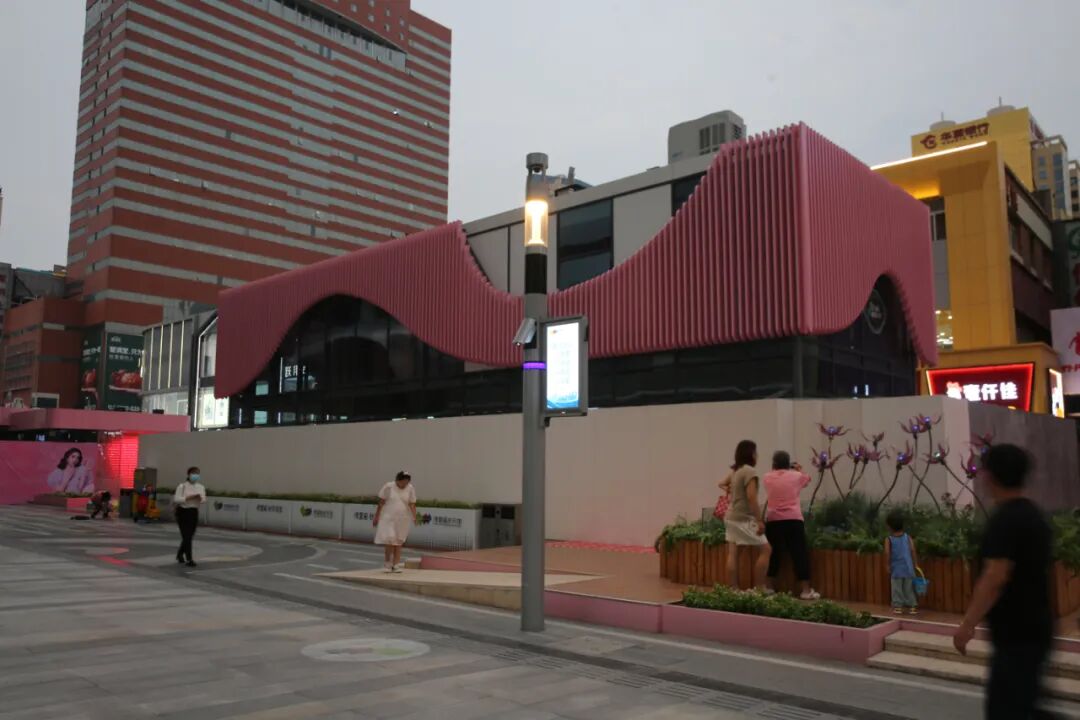 Pencahayaan Luar Ruangan Cerdas