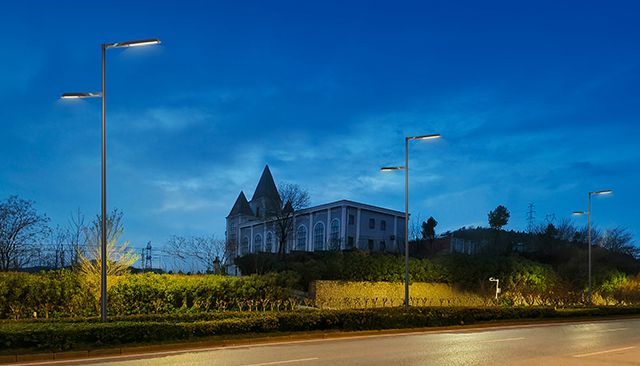 Mga Dekorasyon na Ilaw sa Kalye