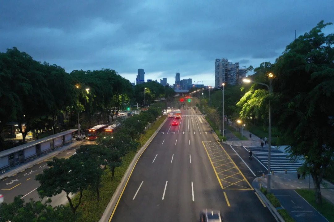 Éclairage public du boulevard Longzhu