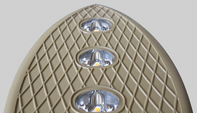 Các mô-đun nguồn đèn đường LED có tính trang trí cực kỳ mạnh mẽ, tạo ra bầu không khí linh hoạt, thiết kế mô-đun, lắp đặt và bảo trì thuận tiện, hiệu suất ổn định và khả năng thích ứng với nhiều tình huống.