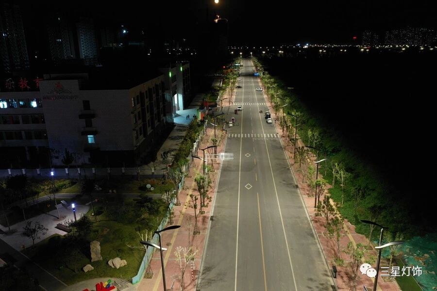 Installation de lampadaires LED
