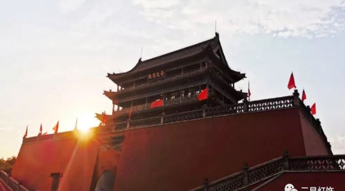 Estudio de Caso: Proyecto de Iluminación Paisajística de la Carretera de la Ciudad Antigua de Xinzhou – La Luz Hereda el Encanto Milenario del Norte de Shanxi