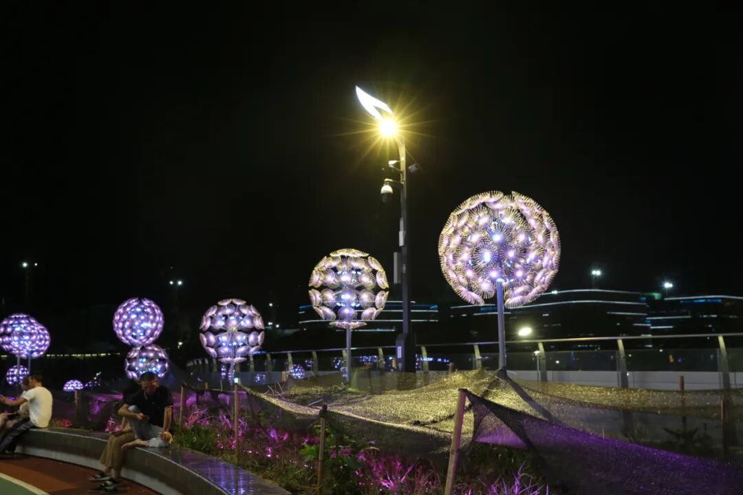 Сыртқы жарық диодты полюсті шамдар