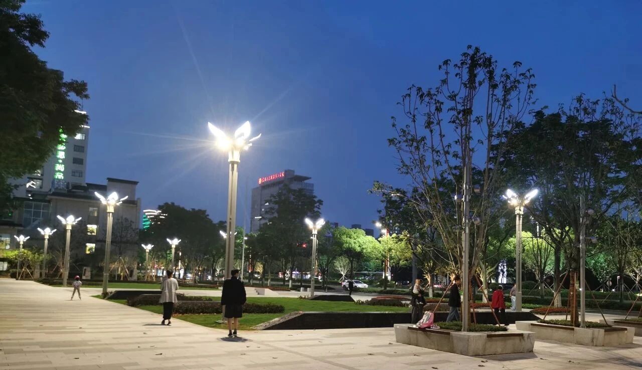 Đèn đường LED