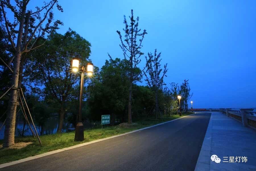 Luminaires de jardin paysagers