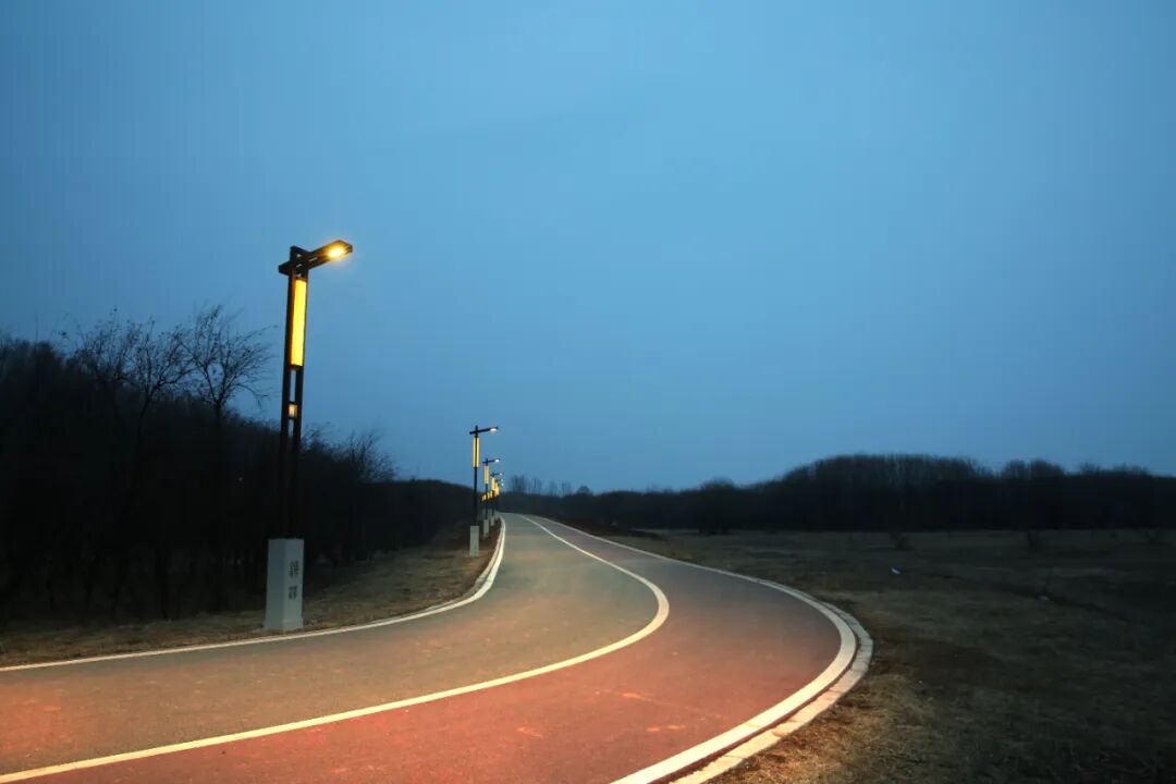 Zhangze Lake (Changzhi) & Cross-Lake Avenue (Yuncheng) Zhangze Lake (Changzhi) & Cross-Lake Avenue (Yuncheng)