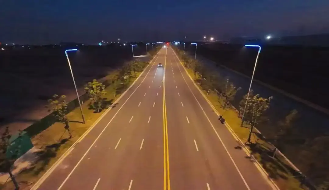 Abrace la marea del río y marque el comienzo de una nueva era urbana: Wangjiang Boulevard, Changshu, Jiangsu