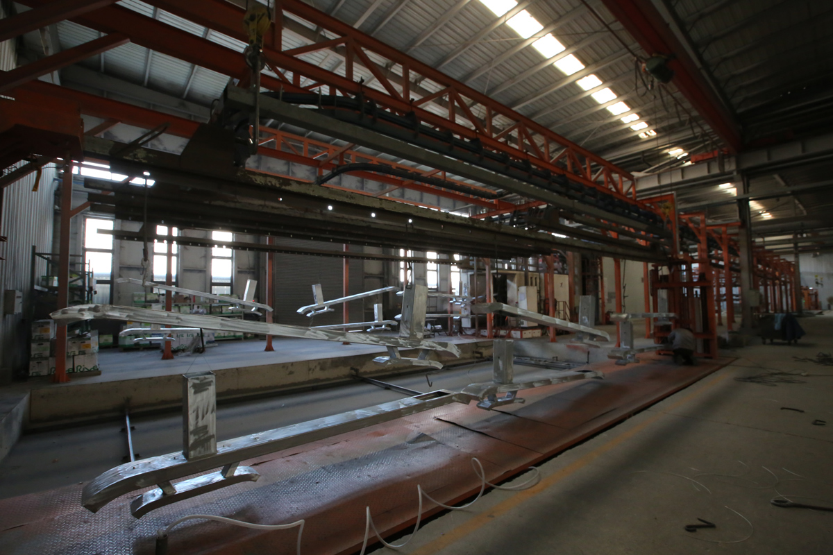 Линия по производству уличных фонарей