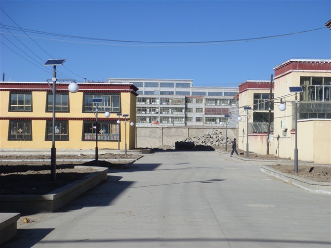 Đèn đường cảm ứng năng lượng mặt trời hoạt động như thế nào