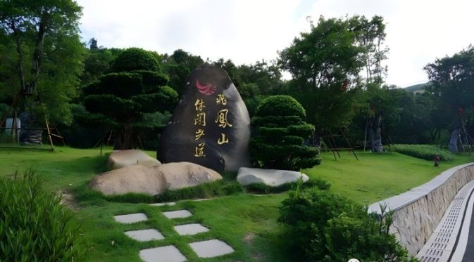 Fuzhou Feifengshan Olympic Sports Park Landscape Lighting Project: Modular LED POLE LIGHTS OUTDOOR Solution