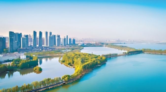 Proyecto de iluminación paisajística del Lago Este de Wuhan: solución de iluminación oriental personalizada integral llave en mano de Sanxing Lighting