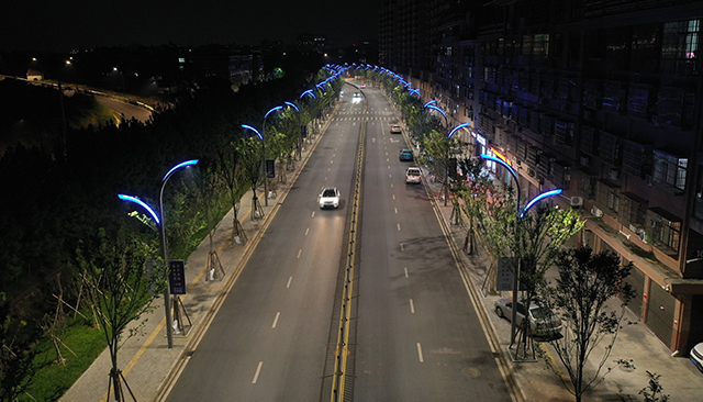 Sa labas ng mga Street Lamp