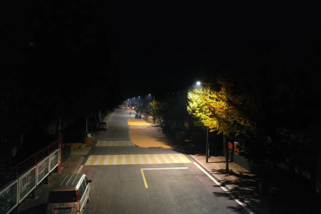 Soluções de iluminação pública solar para estradas rurais: a Sanxing Lighting ilumina o caminho para a revitalização rural. Soluções de iluminação pública solar para estradas rurais: a Sanxing Lighting ilumina o caminho para a revitalização rural.