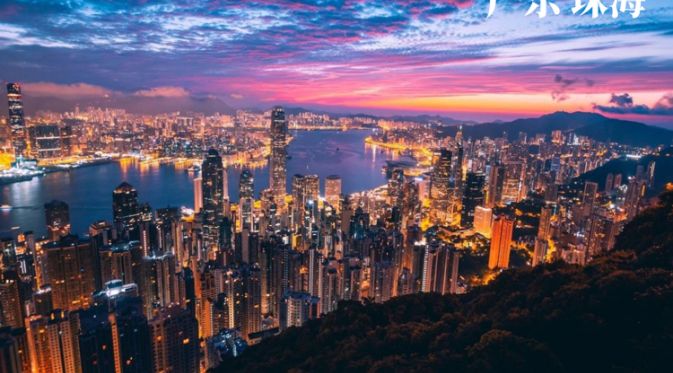 Ubadilishaji wa Kichwa cha Taa ya Taa-LED kwenye Barabara ya Manispaa ya Zhuhai Avenue