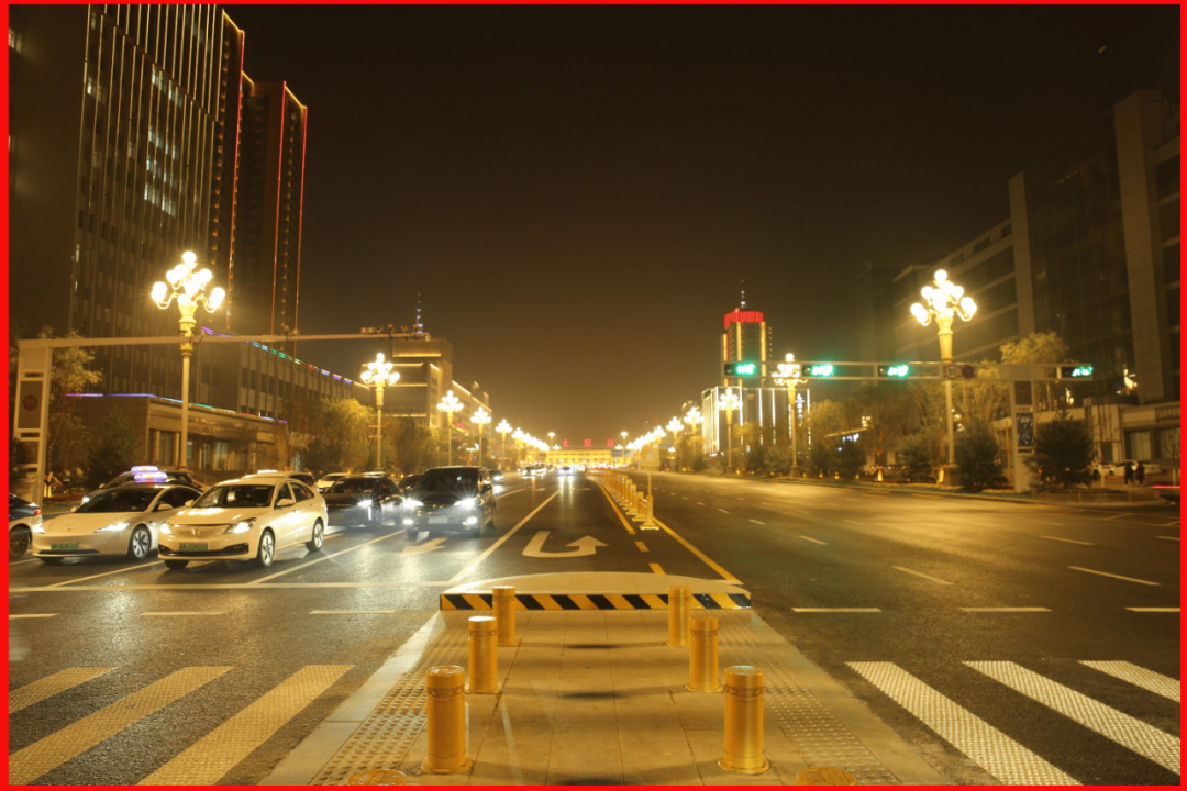 Sanxing Lighting • Lumiwanag ang “Mga Bagong Chinese Lantern” sa Taiyuan Yingze Avenue — Isang Pagpupugay sa Ika-75 Anibersaryo ng Pagkatatag ng PRC