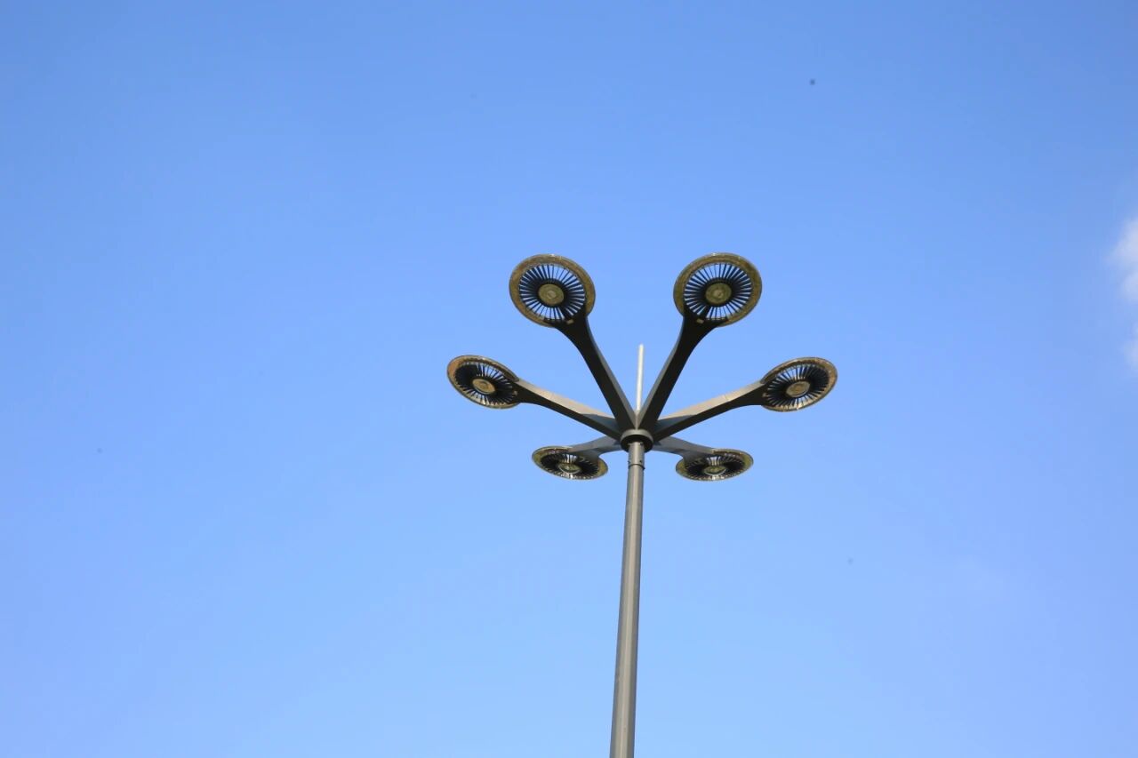 Poste de iluminação pública de grande altura Poste de iluminação pública de grande altura