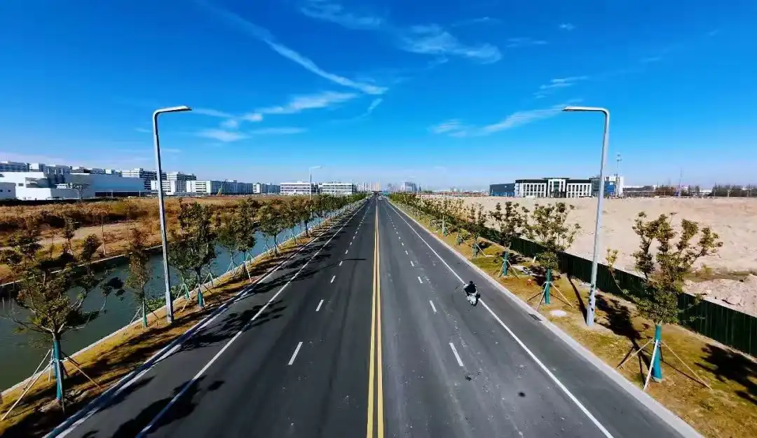 Abrace la marea del río y marque el comienzo de una nueva era urbana: Wangjiang Boulevard, Changshu, Jiangsu