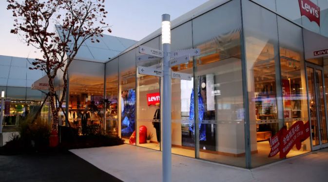 Magsiklab ng Bagong Kasiglahan ng Kultura at Turismo, Magbukas ng Bagong Karanasan ng Block｜ Nantong Maple Leaf Town Outlets