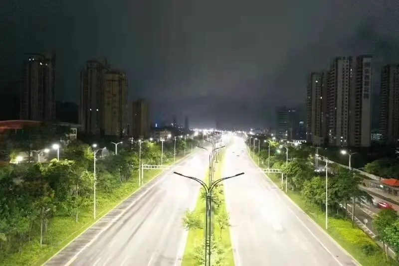Led Lamp Head-LED Light Head Replacement on Zhuhai Avenue Municipal Road