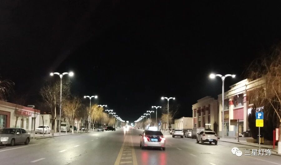 Albas Cashmere Goat Style Street Light Albas Cashmere Goat Style Street Light